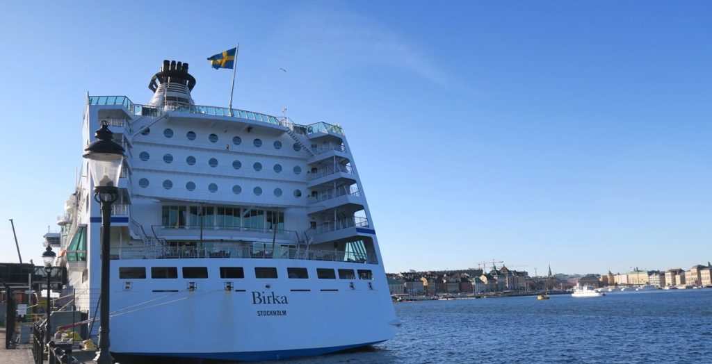 Fartyget Birka Paradise är verkligen ett trevligt fartyg och ligger här och väntar på oss i Stadsgården i Stockholm. 