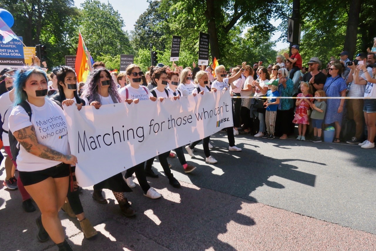 Ett viktigt budskap som funnits med i Prideparaden i Stockholm under många år. 