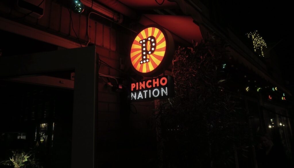 Uppsala. EFter bowlingen full fart till restauranh Pinchos Nation. 