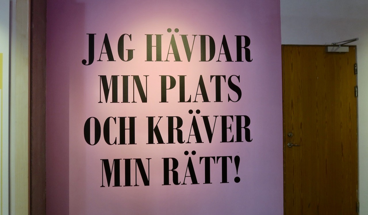 Bohusläns museum i Uddevalla. En av de pågående utställningarna nu är "Mod 2021" om kvinnors historiska kamp i Bohuslän för jämställdhet och demokrati