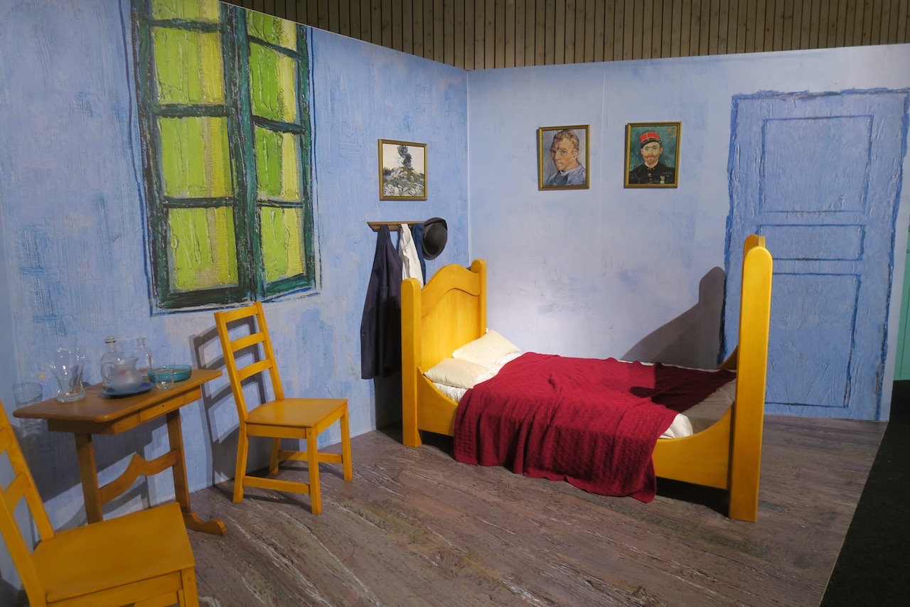 Uppsalal. Från utställningen van Gogh Alive. Hans sovrum som var ett favoritmotiv. 